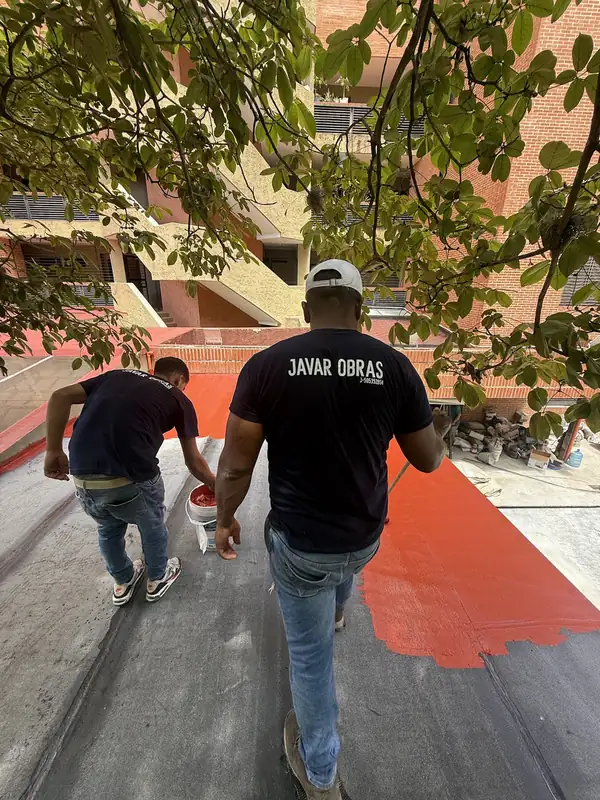 Equipo de trabajo de Javar Obras en obra, foto 3 de 8