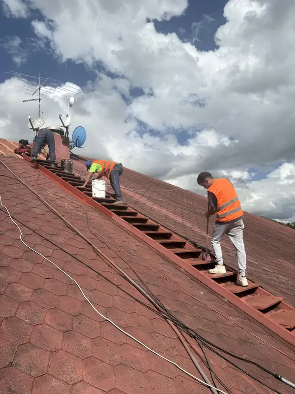 Equipo de trabajo de Javar Obras en obra, foto 6 de 8