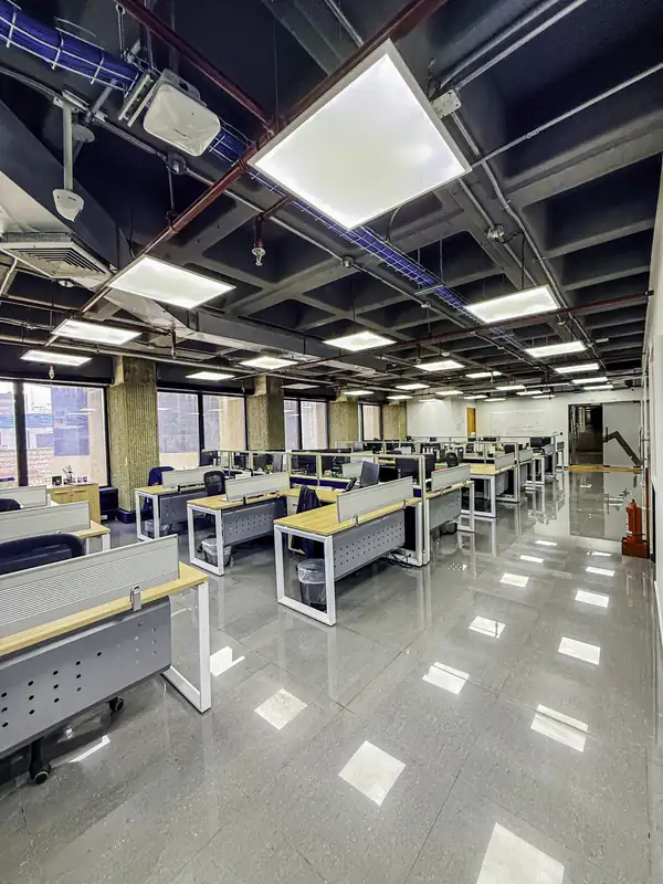 Remodelación en Oficinas Corporativas BNCi Casa de Bolsa, Torre BNC La Castellana